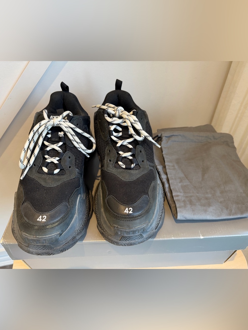 Balenciaga Triple S Black Clear Sole Sneakers Men’s EU 42 Gently Chunky Designer
